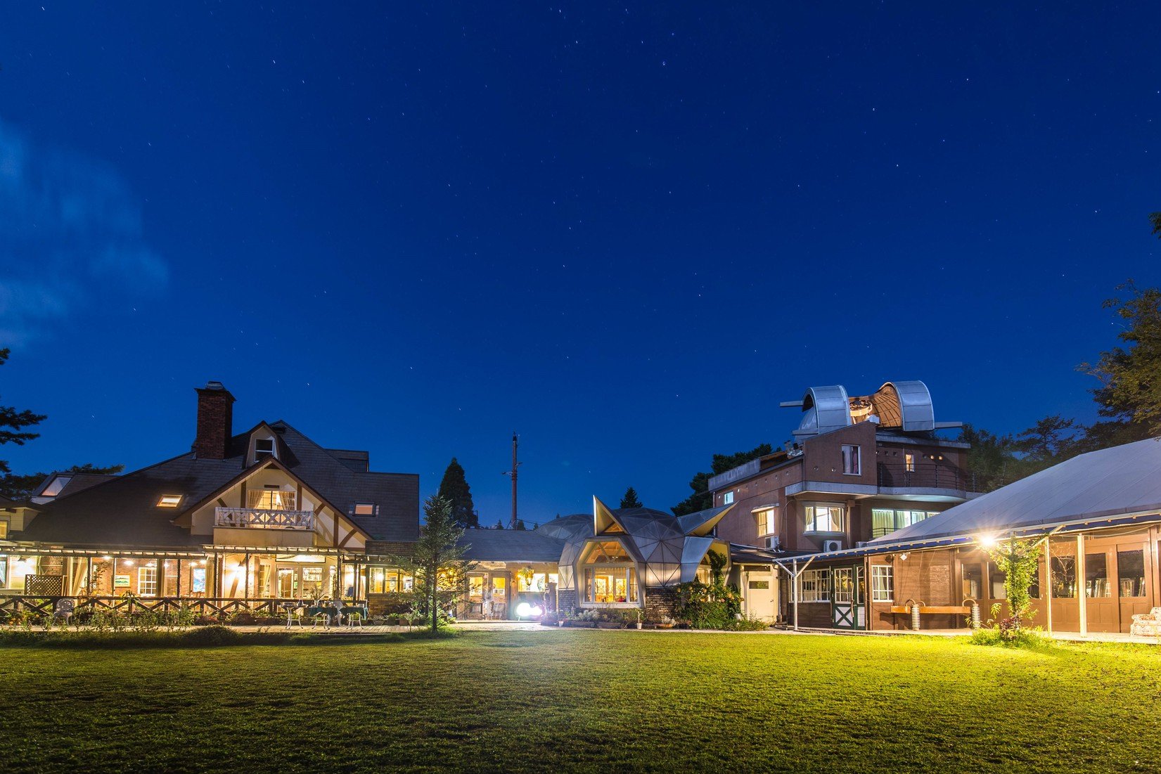 🔭 남쪽 아소 루나 천문대・오베르주 '숲의 아틀리에' (미나미아소 루나 텐몬다이・오-베르쥬 모리노 아토리에) 이미지 1